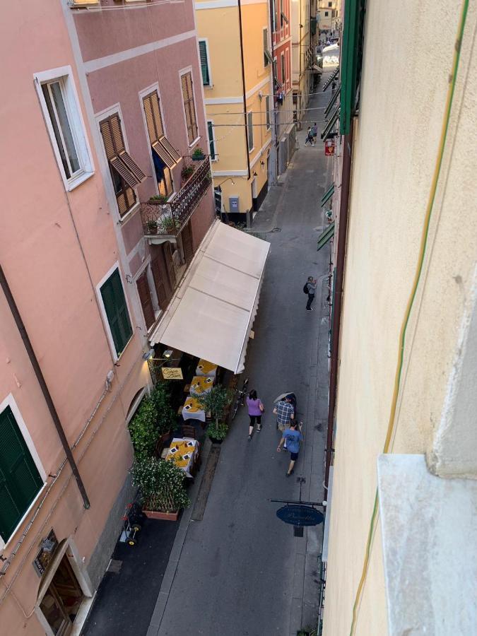 Riposo in centro città La Spezia Exterior foto