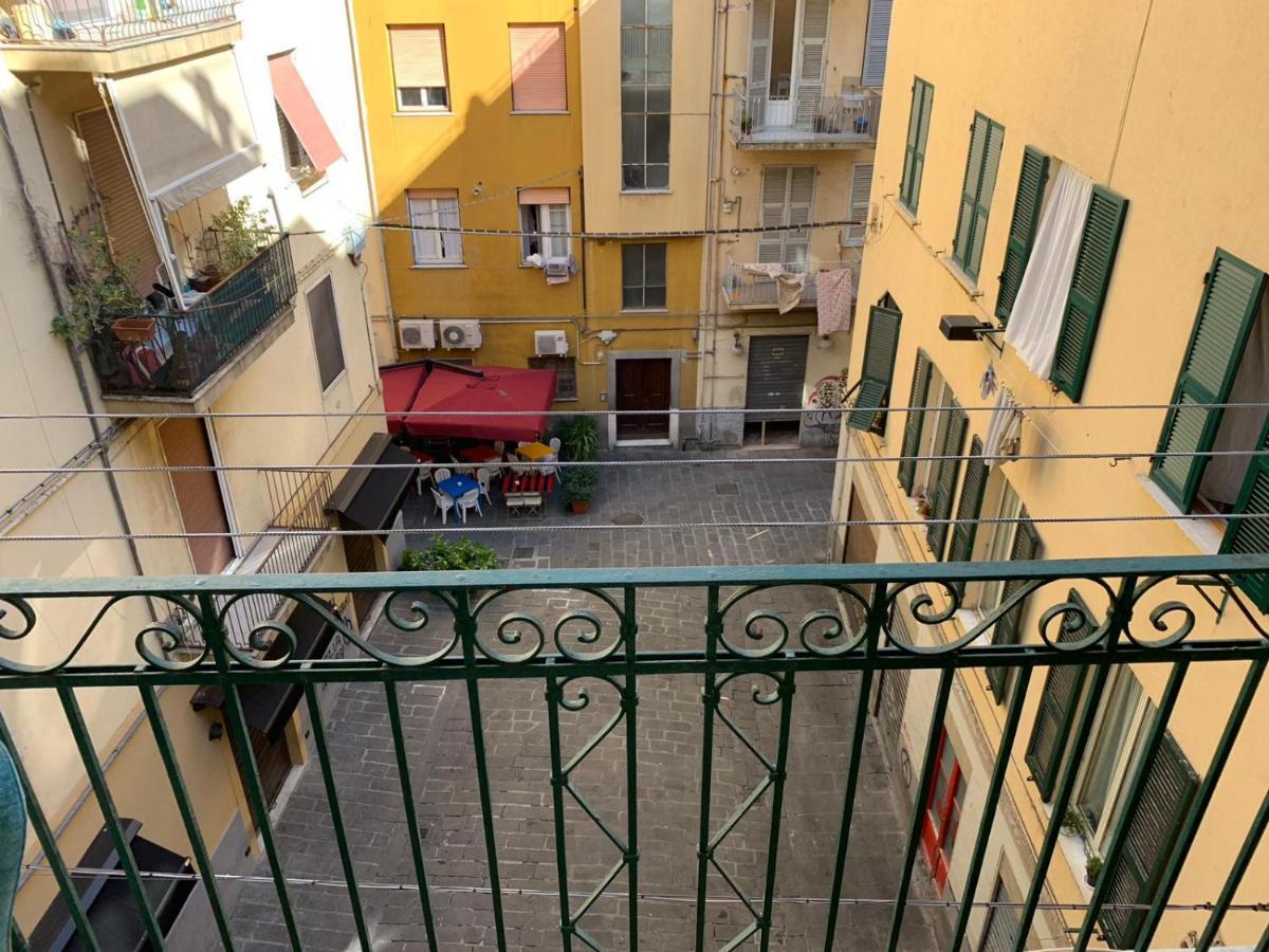 Riposo in centro città La Spezia Exterior foto